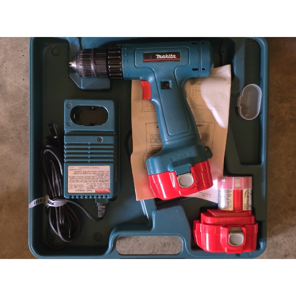 Makita Cordless Drill with 2 Batteries and Charger