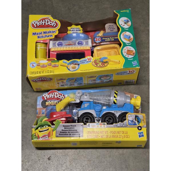 Two Brand New Play Doh Sets, Meal Makin Kitchen And Wheels