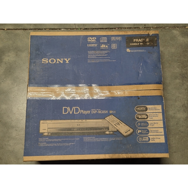 Brand New! Sony HD- CD/DVD 5 Disc Player 