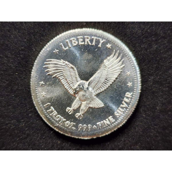 Rare 1981 Liberty Eagle 1 Troy Oz .999 Fine Silver Round 