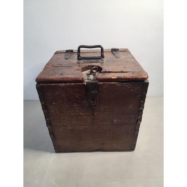 Hard Wood Strong Box With Lockable Latch & Carrying Handle