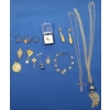 Image 1 : Assorted Costume Jewelry Pieces 
