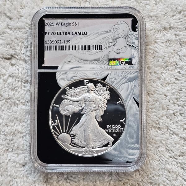 NGC MS70 ULTRA CAMEO Graded 2025 .999 Fine Silver 1oz. Eagle
