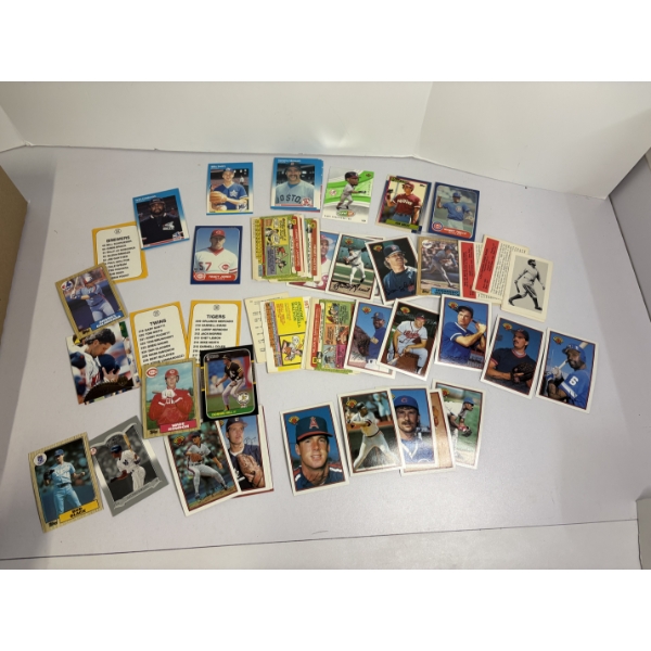 SKU #8811 426 Baseball Cards from 4 Decades
