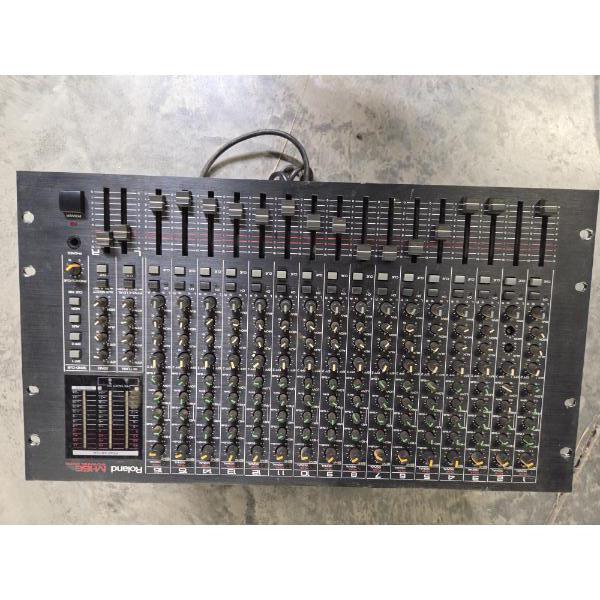 Roland M-16E 16 Channel Line Mixer In Great Condition! -No Shipping Available 