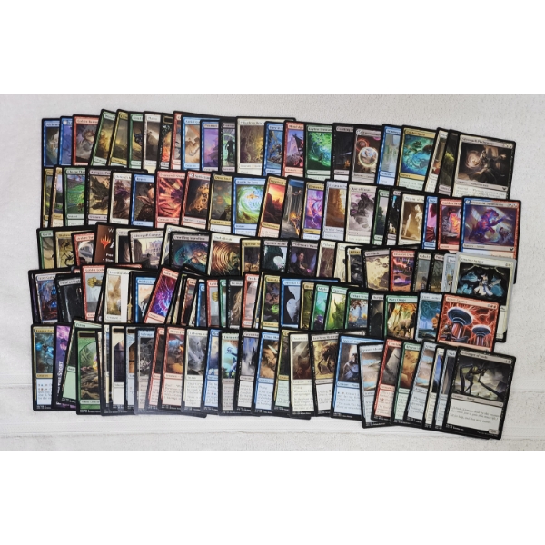 Large Assortment of Over 100 Magic the Gathering MTG Trading Cards 