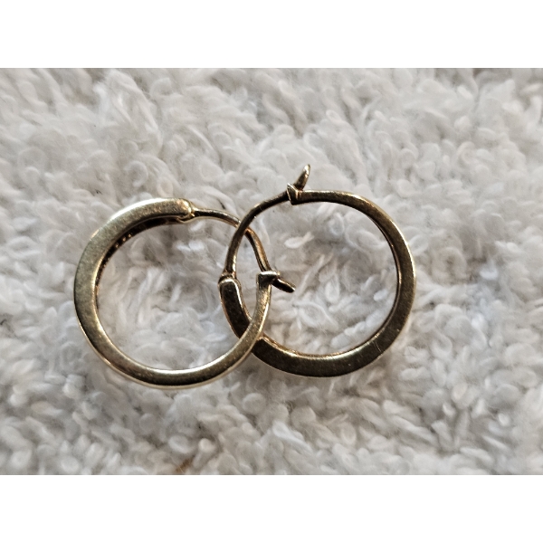 Nice Pair of Gold-Plated Sterling Silver Earrings ft. Clear Stones weighing 1.5g