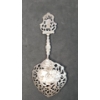 Image 4 : Gorham 1897 Cast And Pierced Sterling Silver Bonbonniere Spoon - Weight: 30.6g