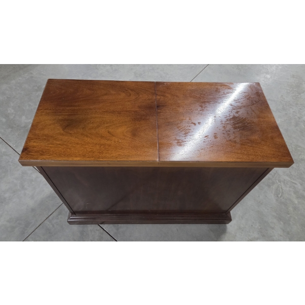 Wonderful Condition Solid Wood 40''x18''x32'' Server With Drawer And 2 Interior Shelves. On Wheels