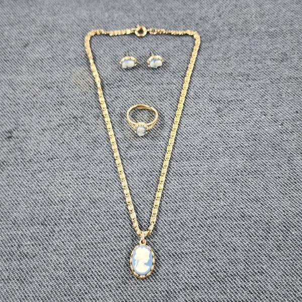 Nice Lot of Assorted AVON Blue Backed Cameo Jewelry Featuring Necklace, Ring & Earring Set 