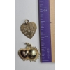 Image 7 : 14K Gold Heart-shaped Floral Openwork Pendant & 14K Gold Two-Tone Celestial Pendant - Weight: 2.1g