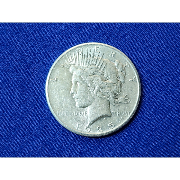 1925 Silver Peace Dollar 