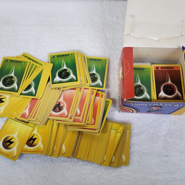 Large Collection of Vintage Energy Pokemon Trading Cards Inside Opened Base Set 2 Booster Box ~