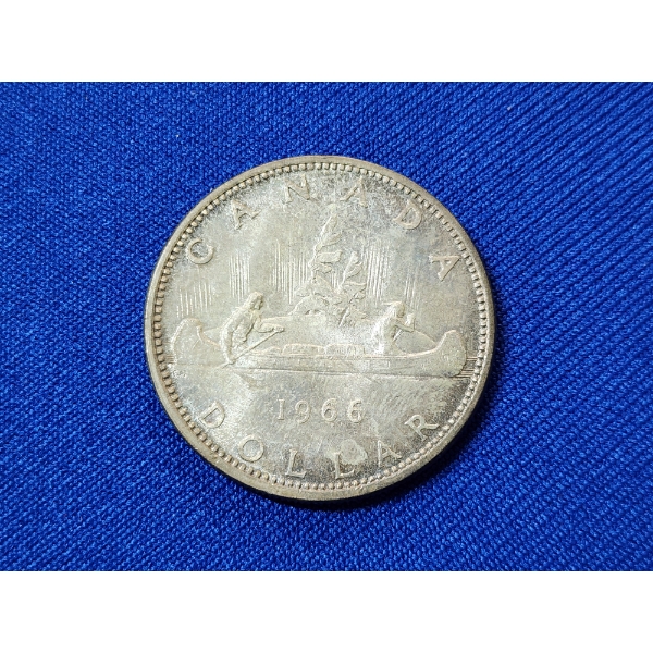 1966 Canada 80% Silver Dollar / ASW: 0.6oz