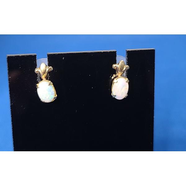Vintage 10K White Rainbow Opalite Stud Post Earrings - Weight: 0.7g