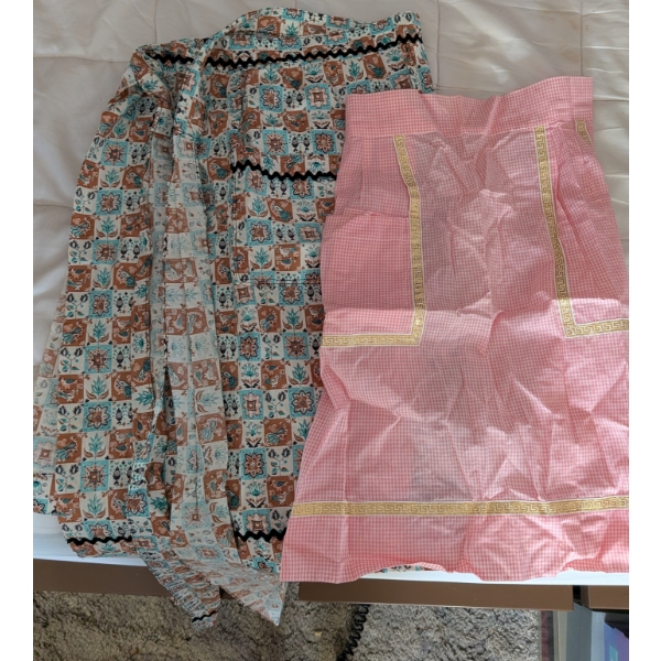 Six New Pairs Of Glasses, Mukluk Socks, 2 Vintage Aprons, New 5"x7" Frame