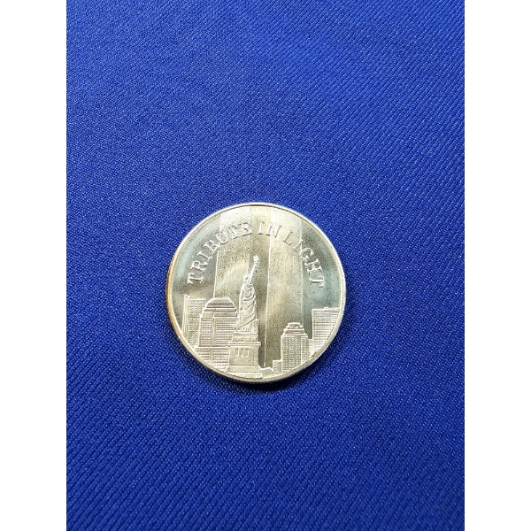 RARE 9/11  TRIBUTE IN LIGHT   Vintage Silver 1 oz .999 Fine Silver Round