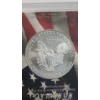 Image 4 : United States 2001 1 Troy Ounce .999 Fine Silver American Eagle In Small Display Holder