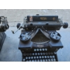 Image 5 : Two Vintage Royal Typewriters 