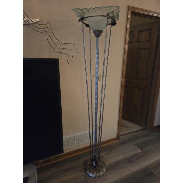 6ft Tall Stunning Floor Lamp With Dimmer Switch