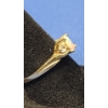 Image 3 : Women's 10K Gold Ring With Iridescent Stone - Size 7 - Weight: 1.5g