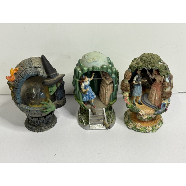 Wizard of Oz Limited Edition Collectible Eggs - The Witch Watches -- Click Your Heels 
