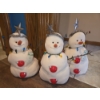 Image 3 : Excellent Condition 12" Lighted Snow Fam, Three 17" Hallmark Snow Angels, & Two White Snowmen