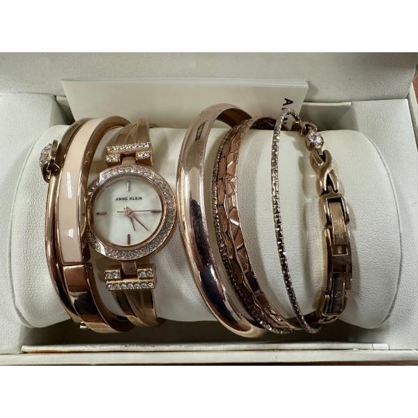 Anne Klein Costume Jewelry Set - Beautiful Set
