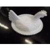 Image 1 : Excellent Condition Vintage Highly Collectable 7'' Milk Glass Hen On Nest Dish 
