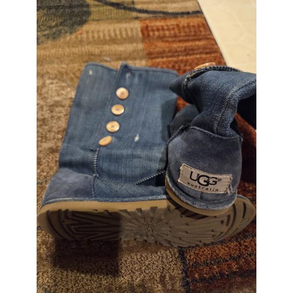 Blue Jean UGG Australia Size 7 Boots 