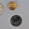 Image 9 : 1966 "No Mint Mark" 5 Coin Collection ft. 40% Silver Kennedy Half-Dollar