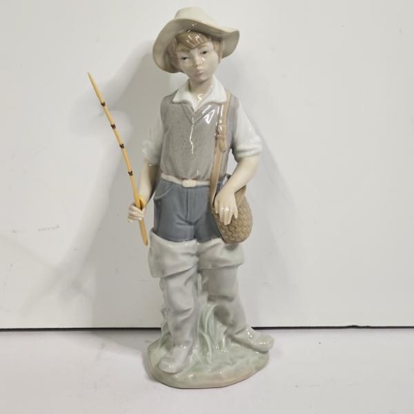 Lladró Fisher Boy Porcelain Figurine in Original Box, 4809, 8.75x3.0"