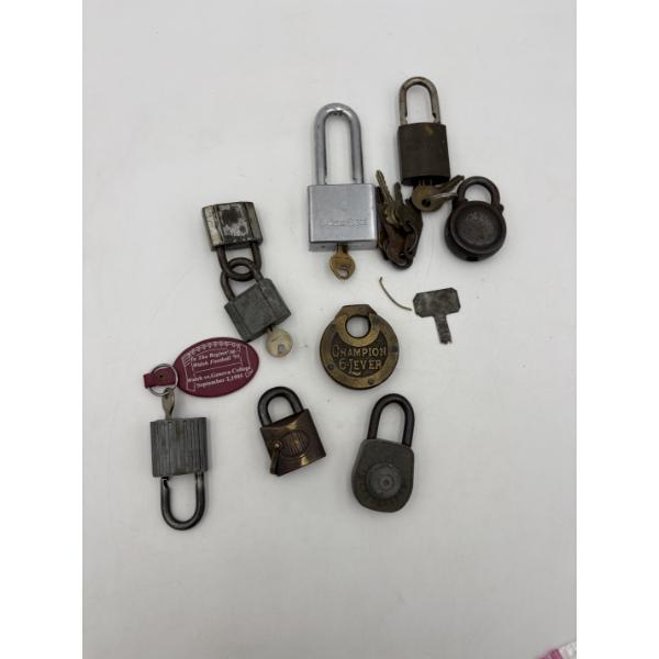 Vintage Locks & Keys - Champion 6 - Lever - Master Lock - Series 530 American U.S.A. - Chicago Lock 