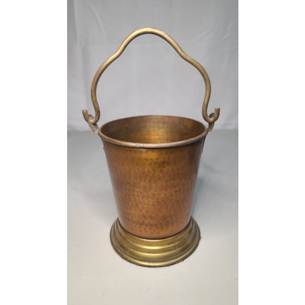Vintage Copper Hand Forged Handled Heavy Melting Pot 