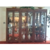 Image 2 : Finest Quality Superb High End Beveled Glass & Mahogany 3 Section Mirrored Display / Curio Cabinet