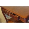 Image 4 : Antique Oak 30 x 30 x 28 Desk In Fine Condition - See Pictures