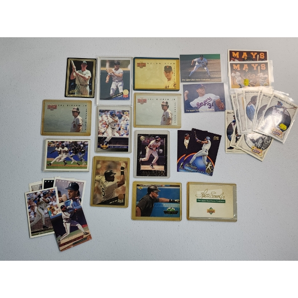 Assorted Baseball Trading Cards: 1990's Upper Deck, Leaf