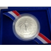 Image 6 : 1986 Liberty Half Dollar and 1986 Liberty 90% Silver Dollar - With Display and COA