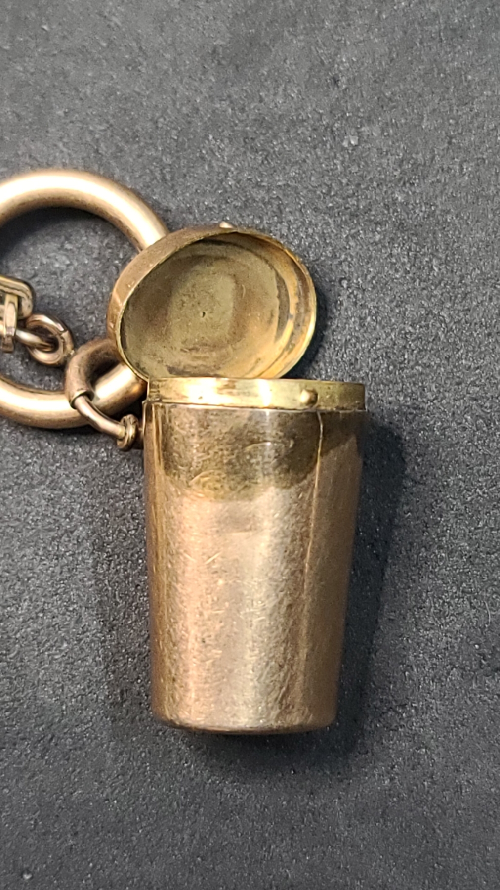 Locket Bon Assorted Lockets - Bosley Auctioneers