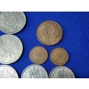 Image 10 : Lot of Assorted UK Coins: 2 Pence, 1 Schilling, 2 Schilling, 1/2 Pennies