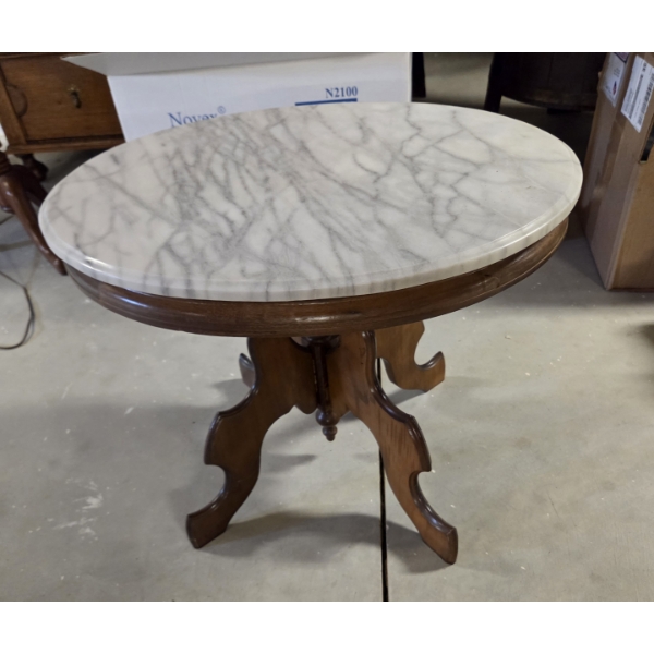 *Pick Up At Mantua Home-No Shipping Available* Gorgeous Vintage Marble Top Side Table In Great Condi