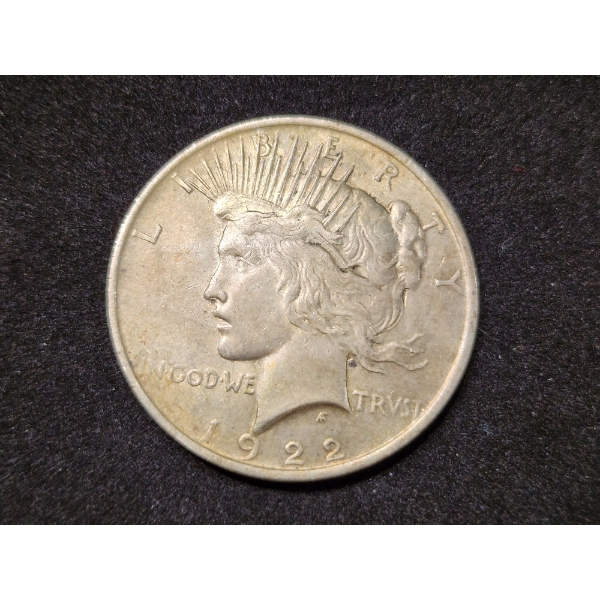 1922 Silver Peace Dollar 