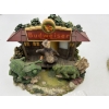Image 5 : Budweiser Frog & Lizard Figurines 