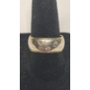 Image 1 : Women's 14K Yellow Gold Wedding Band With Starburst Designs - Size: 7.5g - Weight: 7.2g 