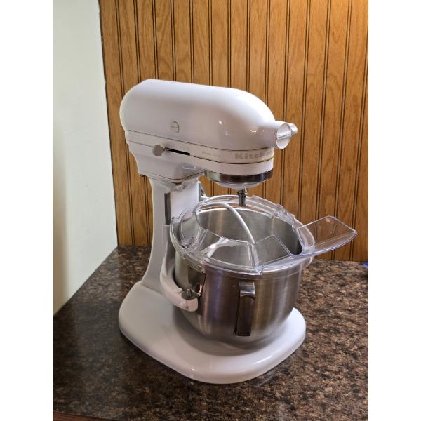 KitchenAid Lift Mixer - 7qt Bowl with 2 Attachments and Pour Guard - Everything Works