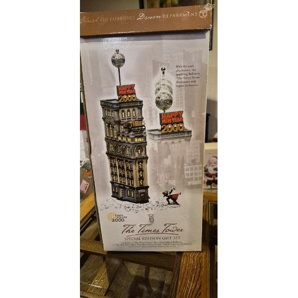 Christmas Decor Or Novelty Items As Shown - See Pics