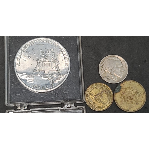 1937 Buffalo Nickel & Assorted Token/Medal