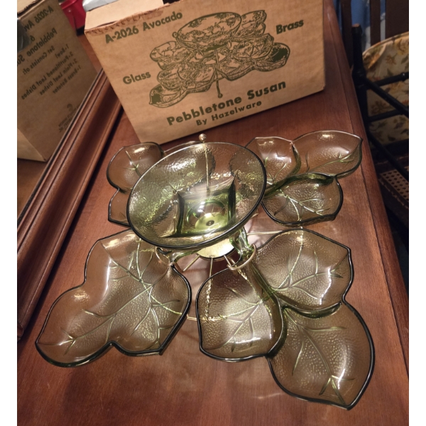 PICKUP IN CANTON- Vintage The Hazel-Atlas PebbleStone Susan Avocado Colored Glass Spinning Server. E