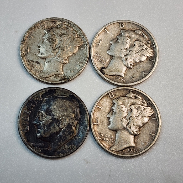x4 90% Silver Dimes: (3) Mercury & (1) Roosevelt - Face Value: $0.40
