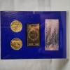 Image 6 : United States Bicentennial Gold Set Display Ft. Two Gold Plated Half Dollars & Gold Stamp
